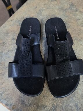 Easy Spirit Black Slip-On Rhinesrone Studded T-Strap Sandals SZ 7